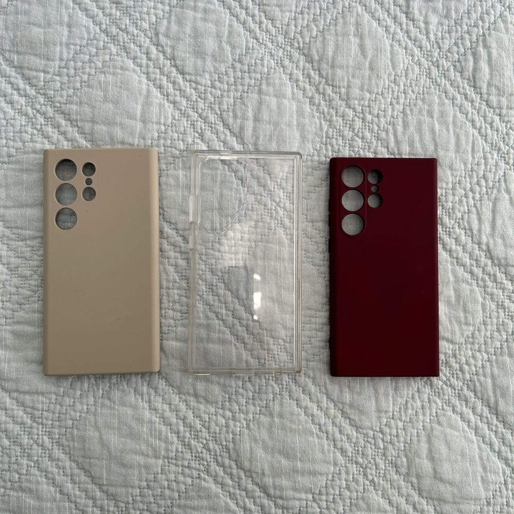 Cover for samsung galaxy S24 ultra. New without box.